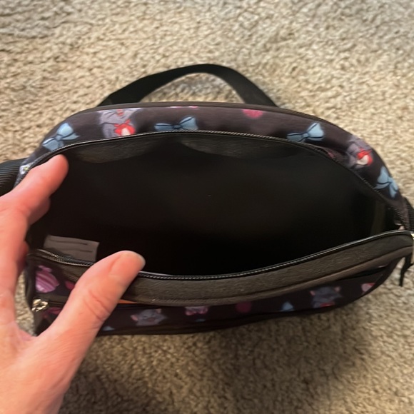 Disney “Aristocats” Children’s Crossbody Bag - Picture 5 of 6